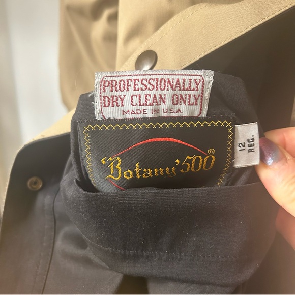 Vintage women’s Botany Bay, black and khaki reversible long raincoat. - Picture 8 of 9